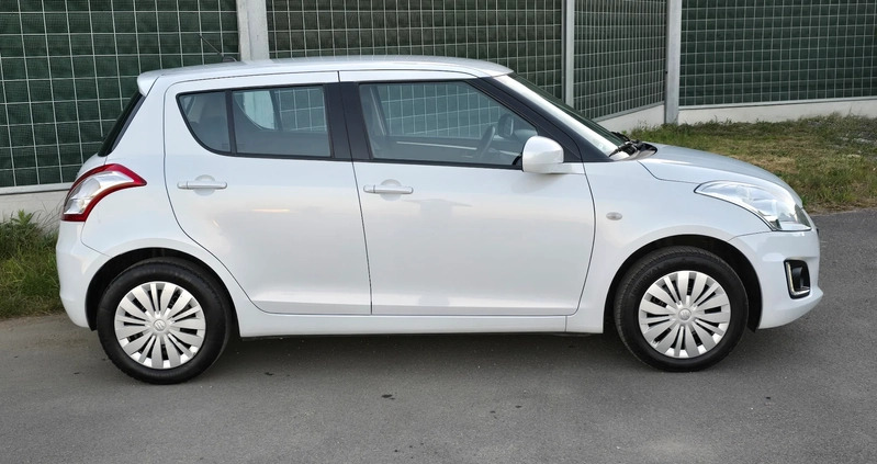 Suzuki Swift cena 28800 przebieg: 170000, rok produkcji 2016 z Mogielnica małe 596